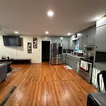 Charming 3 Bedroom In Athens With Wifi And Ac