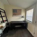 Charming 3 Bedroom In Athens With Wifi And Ac