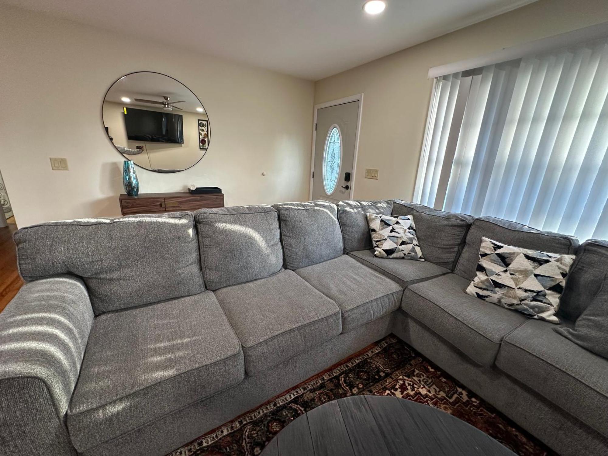 Villa Charming 3 Bedroom In With Wifi And Ac