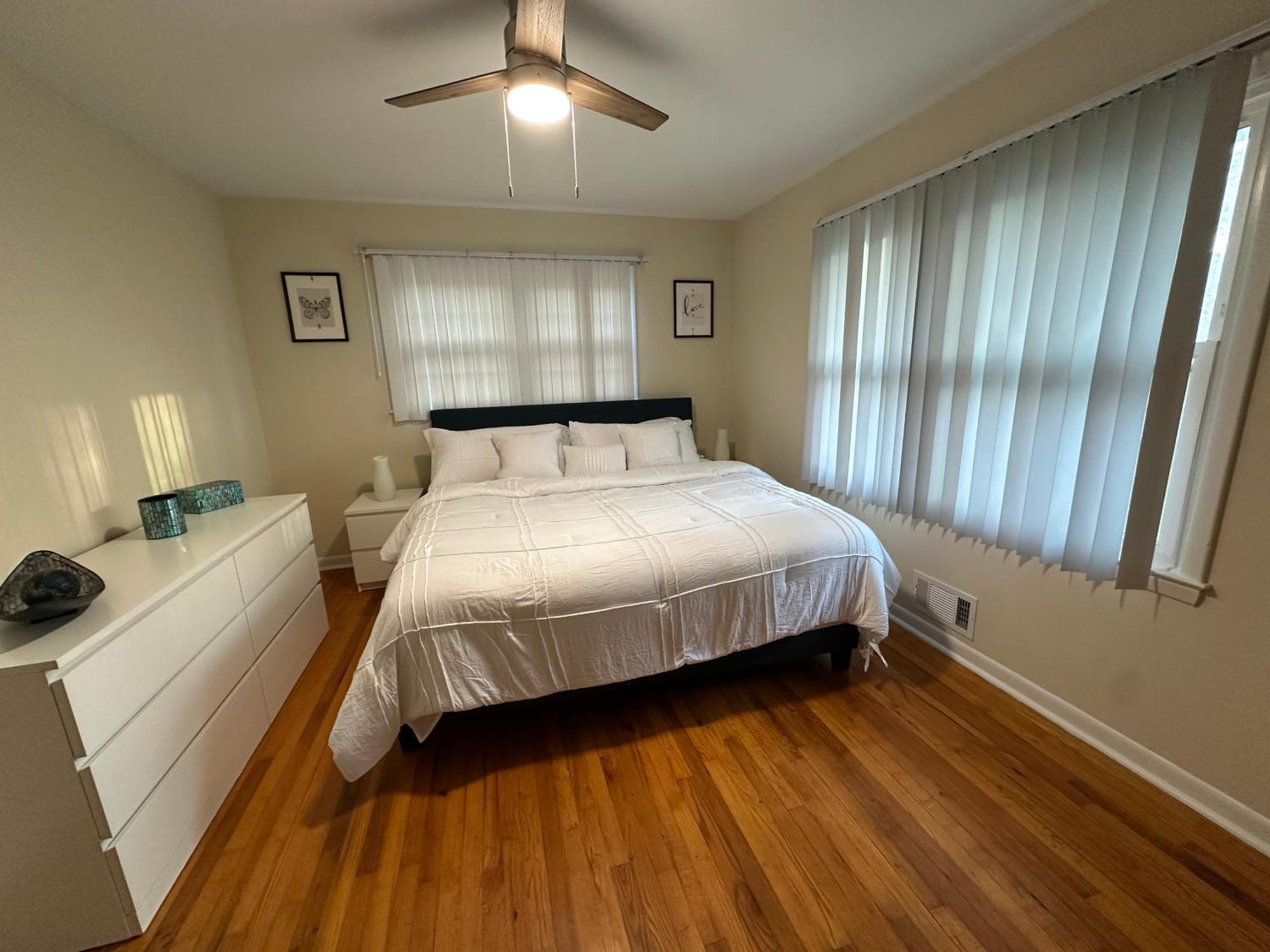 Villa Charming 3 Bedroom In With Wifi And Ac